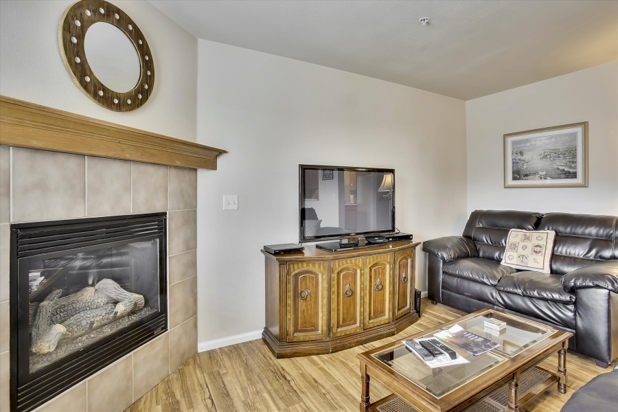 135 Carina Circle Unit #106, Loveland, Colorado, United States 80537, 2 Bedrooms Bedrooms, ,2 BathroomsBathrooms,Townhome,Furnished,Carina Circle Unit #106,1046