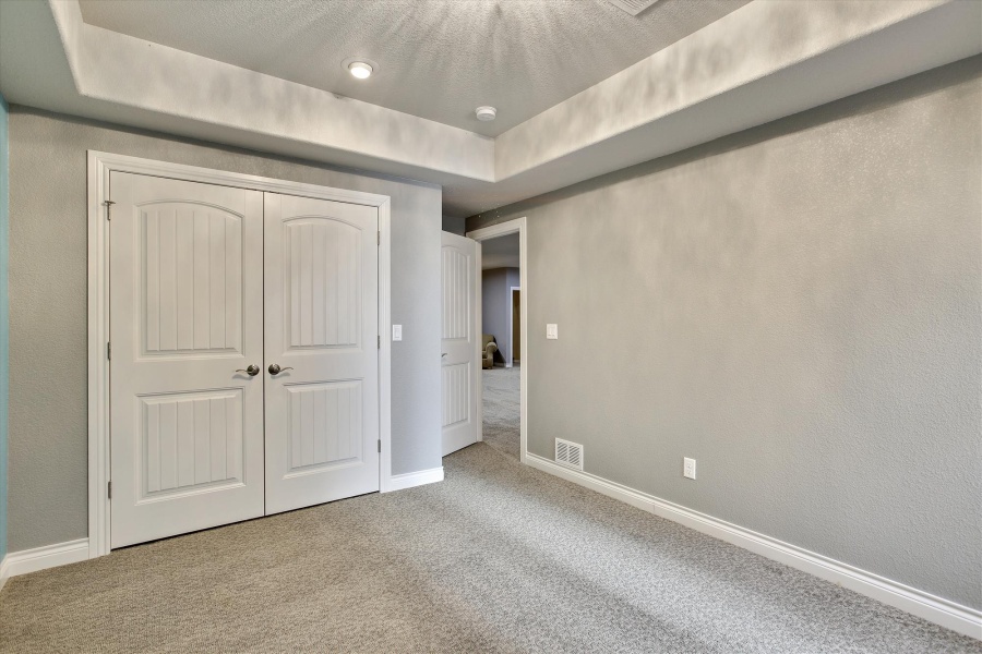 7033 Ruidoso Dr, Windsor, Colorado, United States 80550, 5 Bedrooms Bedrooms, ,3 BathroomsBathrooms,House,Furnished, Ruidoso Dr,1048