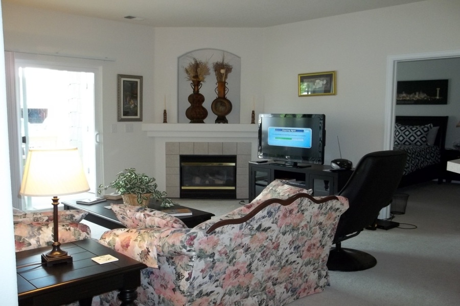 Loveland, Colorado, 2 Bedrooms Bedrooms, ,2 BathroomsBathrooms,Townhome,Furnished,Lakeshore at Centerra,Hahns Peak,1,1494