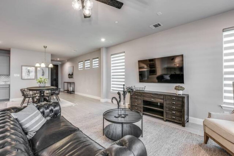 5630 Niagara Road, The Colony, Texas, United States 75056, 3 Bedrooms Bedrooms, ,3 BathroomsBathrooms,Townhome,Furnished,Niagara Road,2395