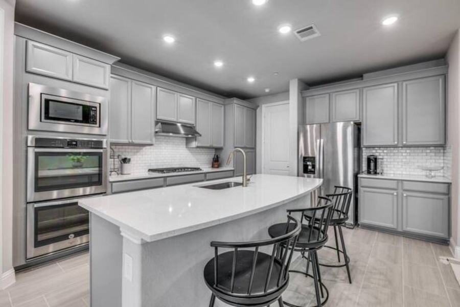 5630 Niagara Road, The Colony, Texas, United States 75056, 3 Bedrooms Bedrooms, ,3 BathroomsBathrooms,Townhome,Furnished,Niagara Road,2395