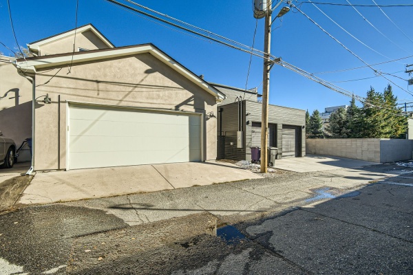 Located approximately five miles from downtown Denver, Cherry Creek is one of the city’s most desirable and dynamic neighborhoods. Known for Cherry Creek North, the area blends classic century-old homes with modern construction and vibrant commercial spaces. Trails, sidewalks, parks, and community gathering areas are woven throughout the neighborhood, and public transit and major roadways offer easy access to downtown Denver and the Denver Tech Center.
This fully furnished home offers an exceptional opportunity to enjoy upscale living in one of Denver’s most sought-after locations. Located approximately five miles from downtown Denver, Cherry Creek is one of the city’s most desirable and dynamic neighborhoods. Known for Cherry Creek North, the area blends classic century-old homes with modern construction and vibrant commercial spaces. Trails, sidewalks, parks, and community gathering areas are woven throughout the neighborhood, and public transit and major roadways offer easy access to downtown Denver and the Denver Tech Center.
This fully furnished home offers an exceptional opportunity to enjoy upscale living in one of Denver’s most sought-after locations.