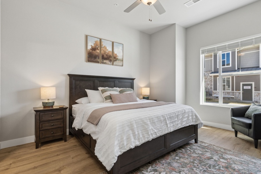 Modern Fully Furnished 2-Bedroom Condo at The Lakes at Centerra 