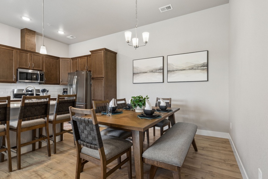 Modern Fully Furnished 2-Bedroom Condo at The Lakes at Centerra 