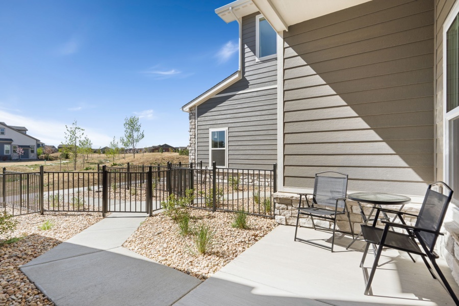 Modern Fully Furnished 2-Bedroom Condo at The Lakes at Centerra 