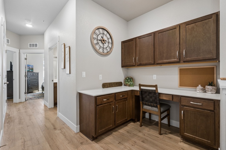 Modern Fully Furnished 2-Bedroom Condo at The Lakes at Centerra 