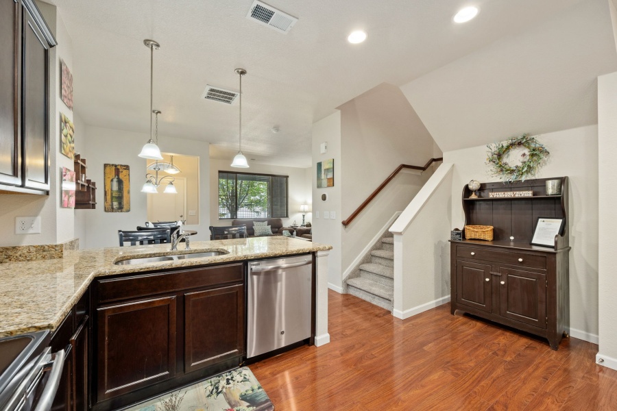Welcome to this stylish and fully furnished townhome located in the highly desirable Park Meadows / Willow Creek area of Centennial. This south-facing home offers abundant natural light, modern finishes, and a layout designed for both comfort and convenience.
Interior Features
Main Level
•	Bright and open living room with fireplace, sofa seating, and wall-mounted TV.
•	Dining area with seating for six.
•	Chef’s kitchen featuring slab granite countertops, stainless steel appliances, and hardwood flooring.
•	Powder bath and direct access to the attached 2-car garage.
Upper Level
•	Primary Bedroom: King bed, walk-in closet, work desk, TV, and private balcony with seating.
•	Primary Bath: Dual vanities, soaking tub, and separate walk-in shower.
•	Second Bedroom: Queen bed and TV.
•	Third Bedroom: Large desk, shelving units, and a full-size futon (perfect as an office/flex space).
•	Secondary Bathroom: Large vanity with walk-in shower.
•	Laundry room conveniently located upstairs.
Outdoor & Community Highlights
•	Charming front patio with seating area.
•	Nearby there is a beautiful park with walking paths, pond, and fountain.
•	Walking distance to dining, shopping, and a nearby lake.
•	Just 0.5 miles to light rail & I-470, offering easy access across the Denver Metro area.
•	Quick drive to Park Meadows Mall, Lone Tree entertainment, and DTC.
Schools (Cherry Creek School District — all highly rated 9/10 by GreatSchools)
•	Willow Creek Elementary — 0.5 miles
•	Campus Middle School — 4.3 miles
•	Cherry Creek High School — 4.3 miles
