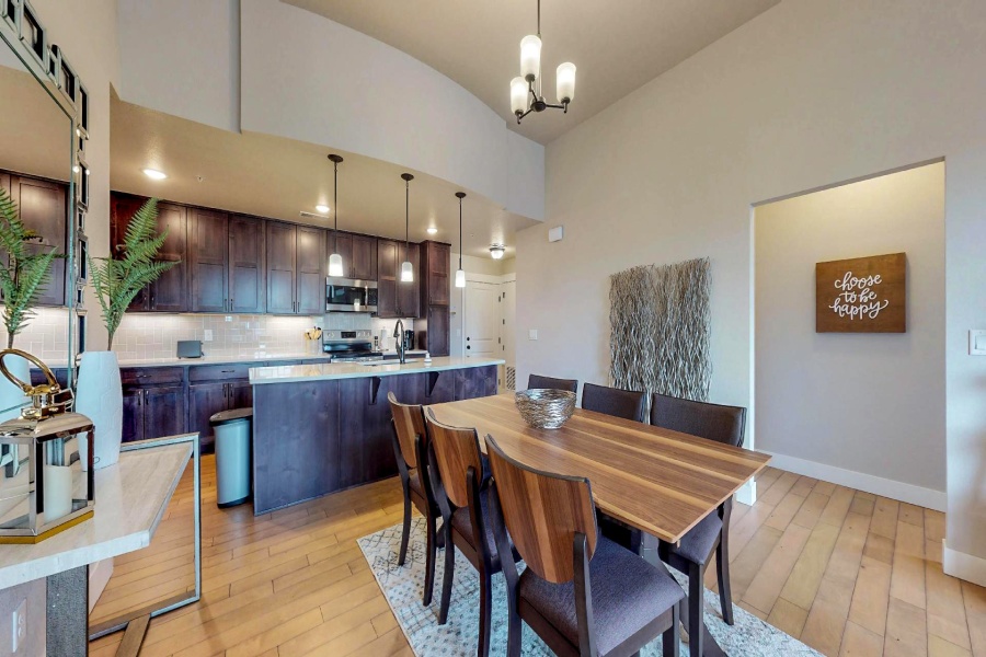 Fort Collins, Colorado, 2 Bedrooms Bedrooms, ,2 BathroomsBathrooms,Condo,Furnished,Illinois Dr #205,1024