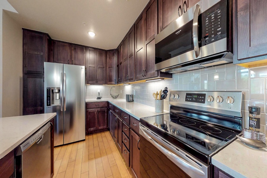 Fort Collins, Colorado, 2 Bedrooms Bedrooms, ,2 BathroomsBathrooms,Condo,Furnished,Illinois Dr #205,1024