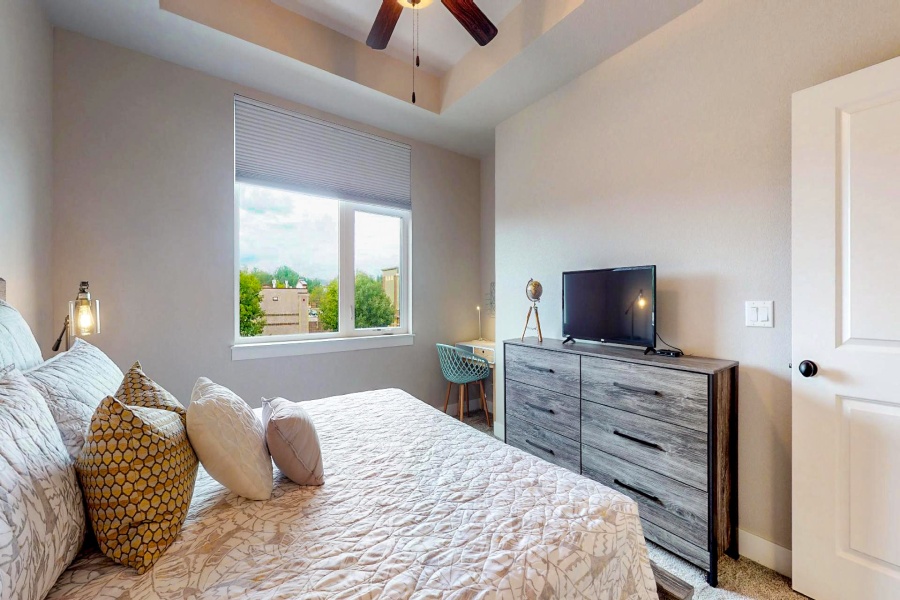 Fort Collins, Colorado, 2 Bedrooms Bedrooms, ,2 BathroomsBathrooms,Condo,Furnished,Illinois Dr #205,1024