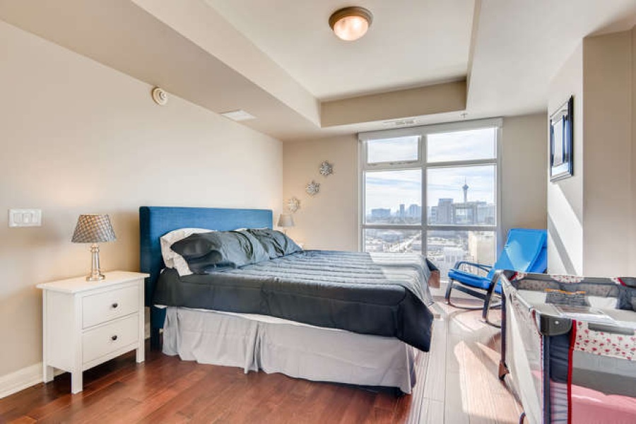 Las Vegas, Nevada, 2 Bedrooms Bedrooms, ,1.75 BathroomsBathrooms,Apartment,Furnished,The Ogden,Las Vegas ,12,1327