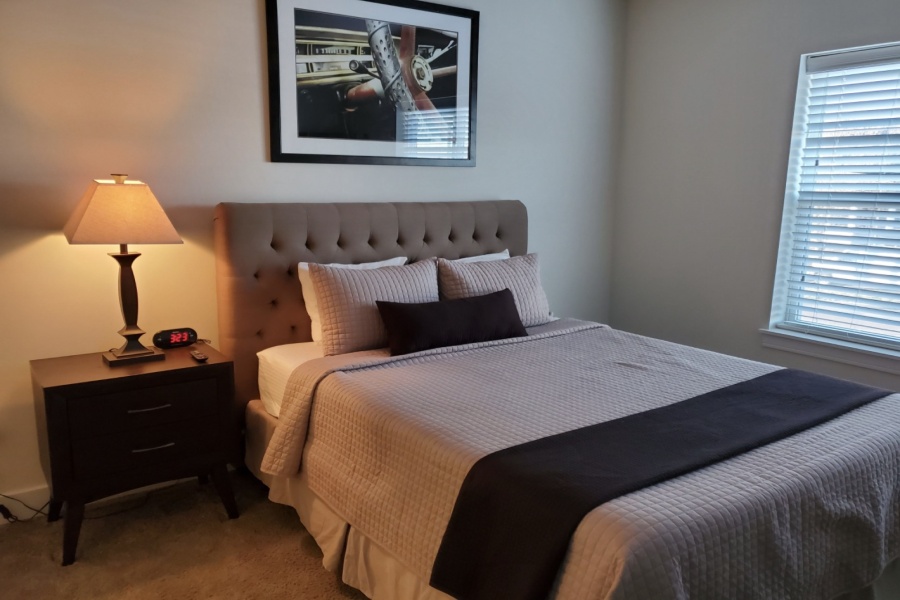 St. Louis, Missouri, 2 Bedrooms Bedrooms, ,2 BathroomsBathrooms,Apartment,Furnished,Vanguard Heights,Old Olive,1370