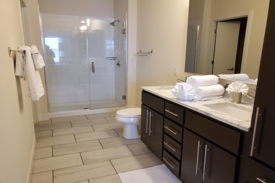 St. Louis, Missouri, 2 Bedrooms Bedrooms, ,2 BathroomsBathrooms,Apartment,Furnished,Vanguard Heights,Old Olive,1370