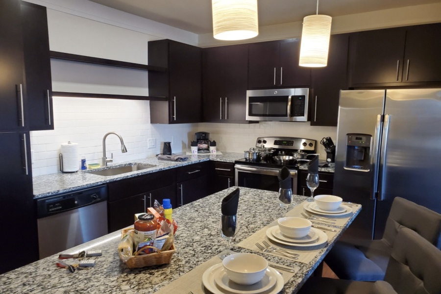 St. Louis, Missouri, 2 Bedrooms Bedrooms, ,2 BathroomsBathrooms,Apartment,Furnished,Vanguard Heights,Old Olive,1370